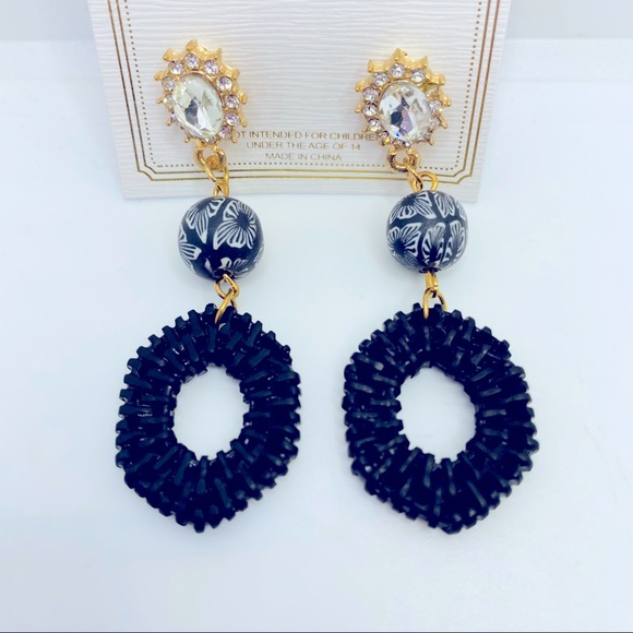 Earrings Crystal and Black Pierced! CUTE BRAND NEW - Picture 12 of 14